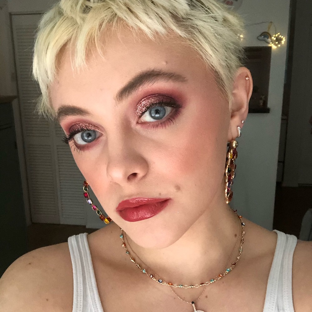 Meet your Posher, Brianna